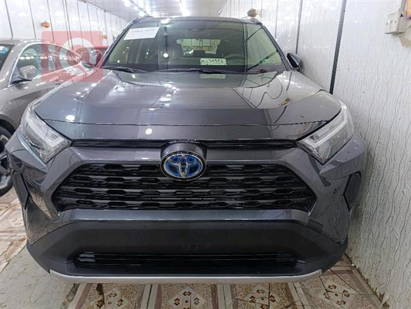 Toyota for sale in Iraq